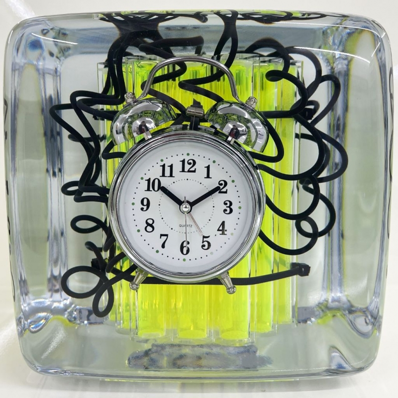 Emmanuel Meneses  — Time Bomb Toxic Medium