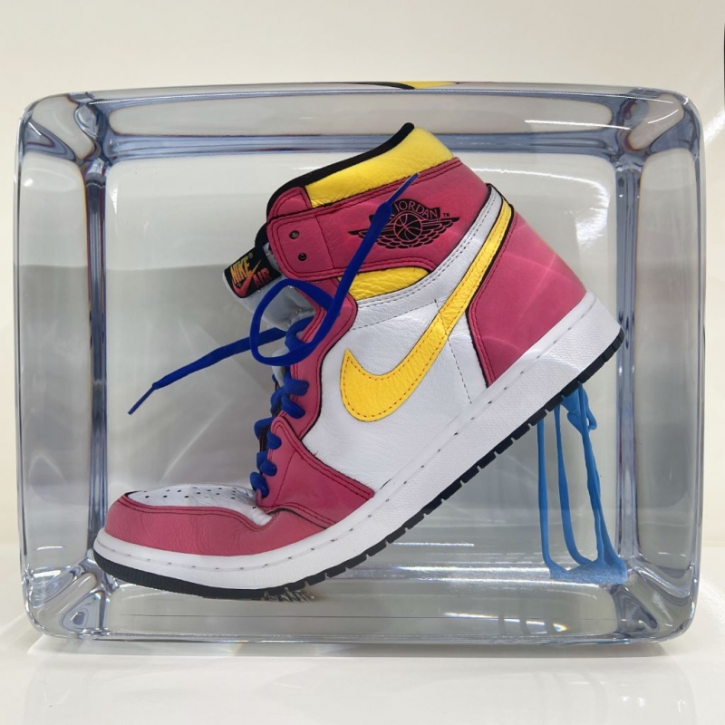 Emmanuel Meneses  — Sneakers & Gum SLF (Light Fusion Red)